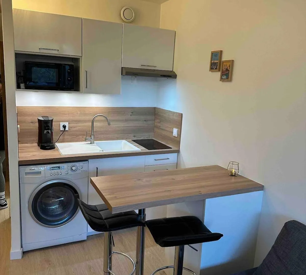 Studio Neuf Tout Equipe - Calme - Proche Centre Ville - Parking Gratuit Longjumeau 0*,  France
